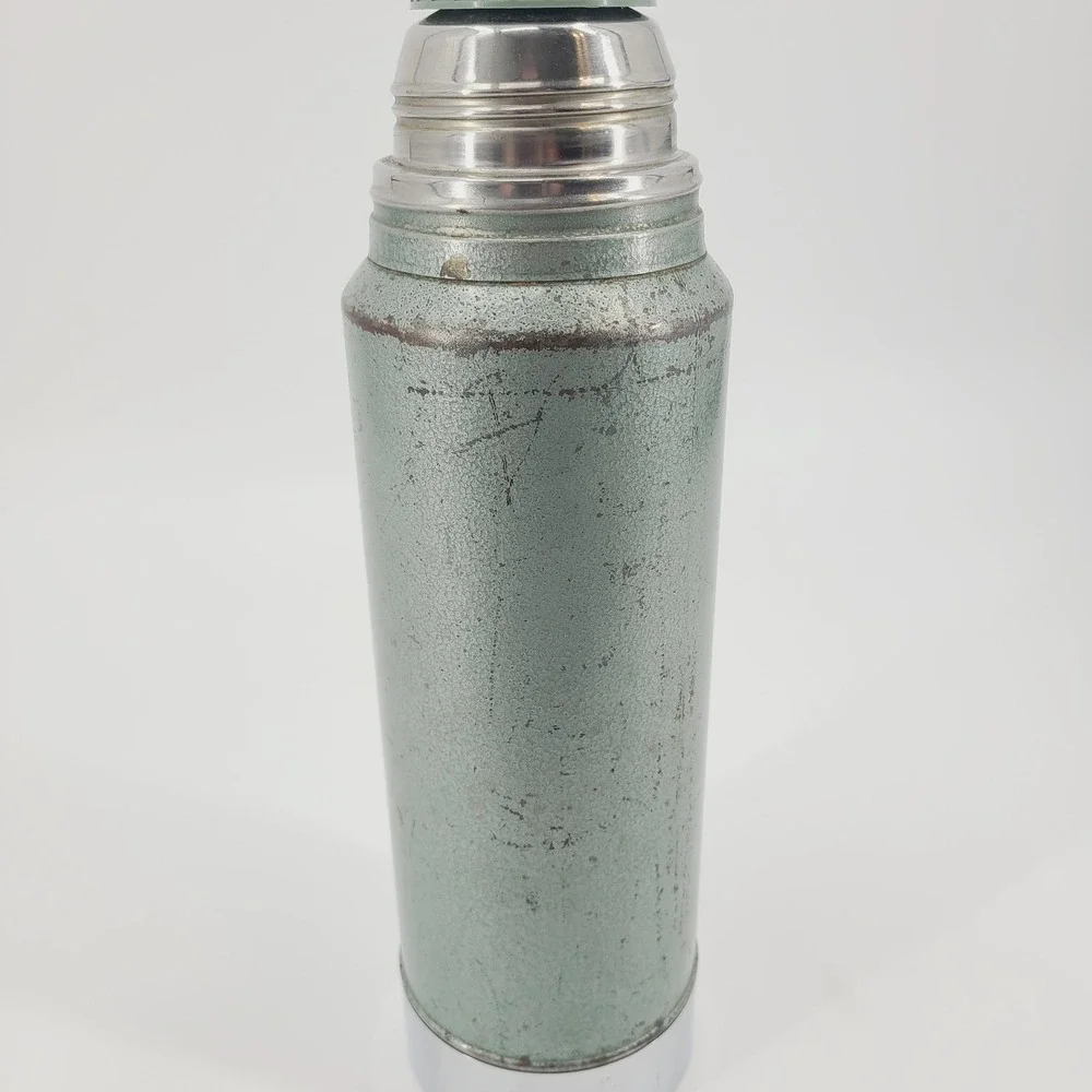 Vintage Aladdin Stanley 1 Quart Thermos Made in USA Hammertone Green - Picture 7 of 8